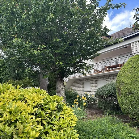 T3 Centre-ville Avec Jardin Et Climatisation - Fr-1-541-132 La Roche-Posay